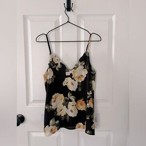 Socialite Black Floral Scalloped Tank